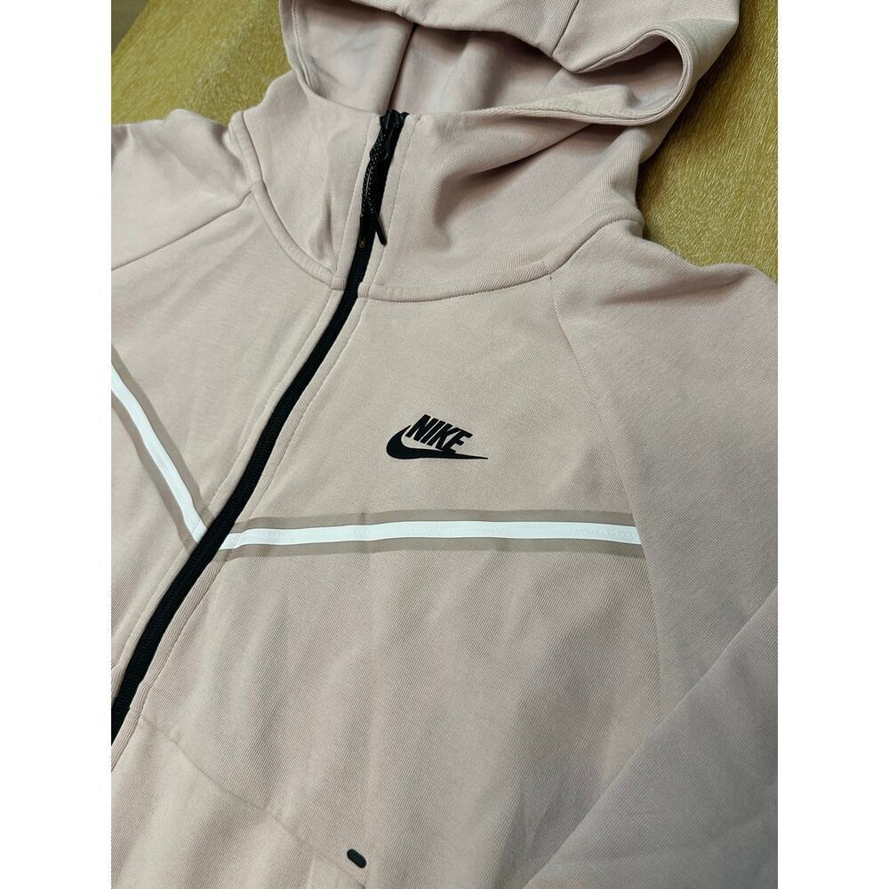 Nike‎ Sportswear Tech Fleece Windrunner Zip-up Hoodie - Picture 2 of 6